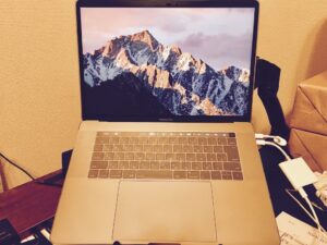 MacBook Pro 2016 TouchBarモデル