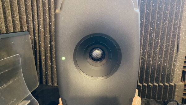 Genelec 8331Aレビュー